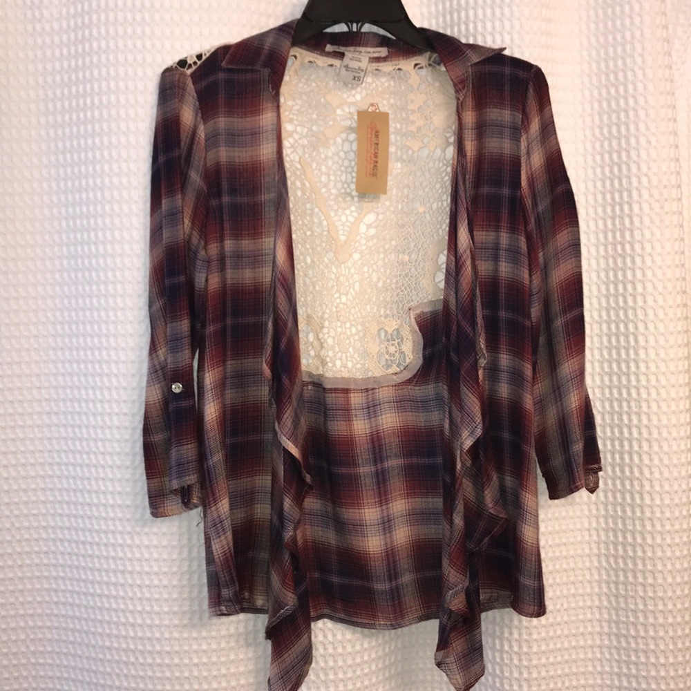 Women’s knitted back flannel.